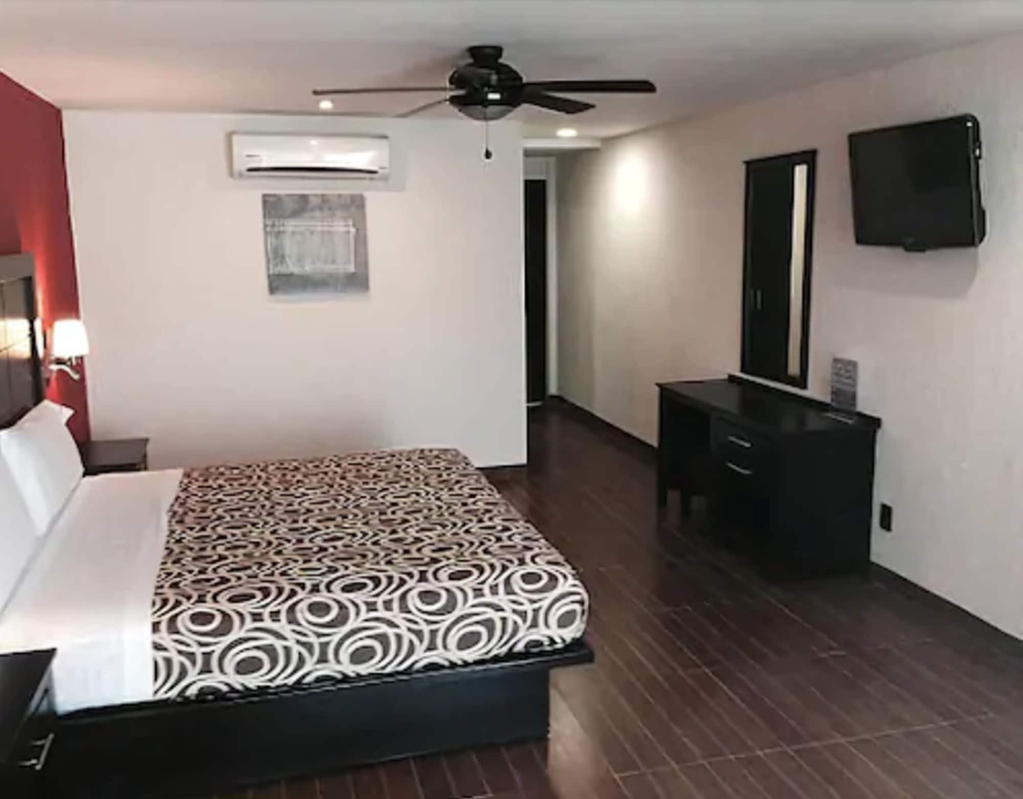Hotel Victoria Inn ซาน ฮวน เดล ริโอ ภายนอก รูปภาพ
