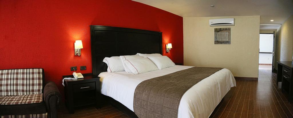 Hotel Victoria Inn ซาน ฮวน เดล ริโอ ภายนอก รูปภาพ